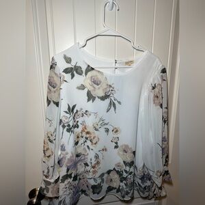 Lily White blouse, extra large, sheer sleeves